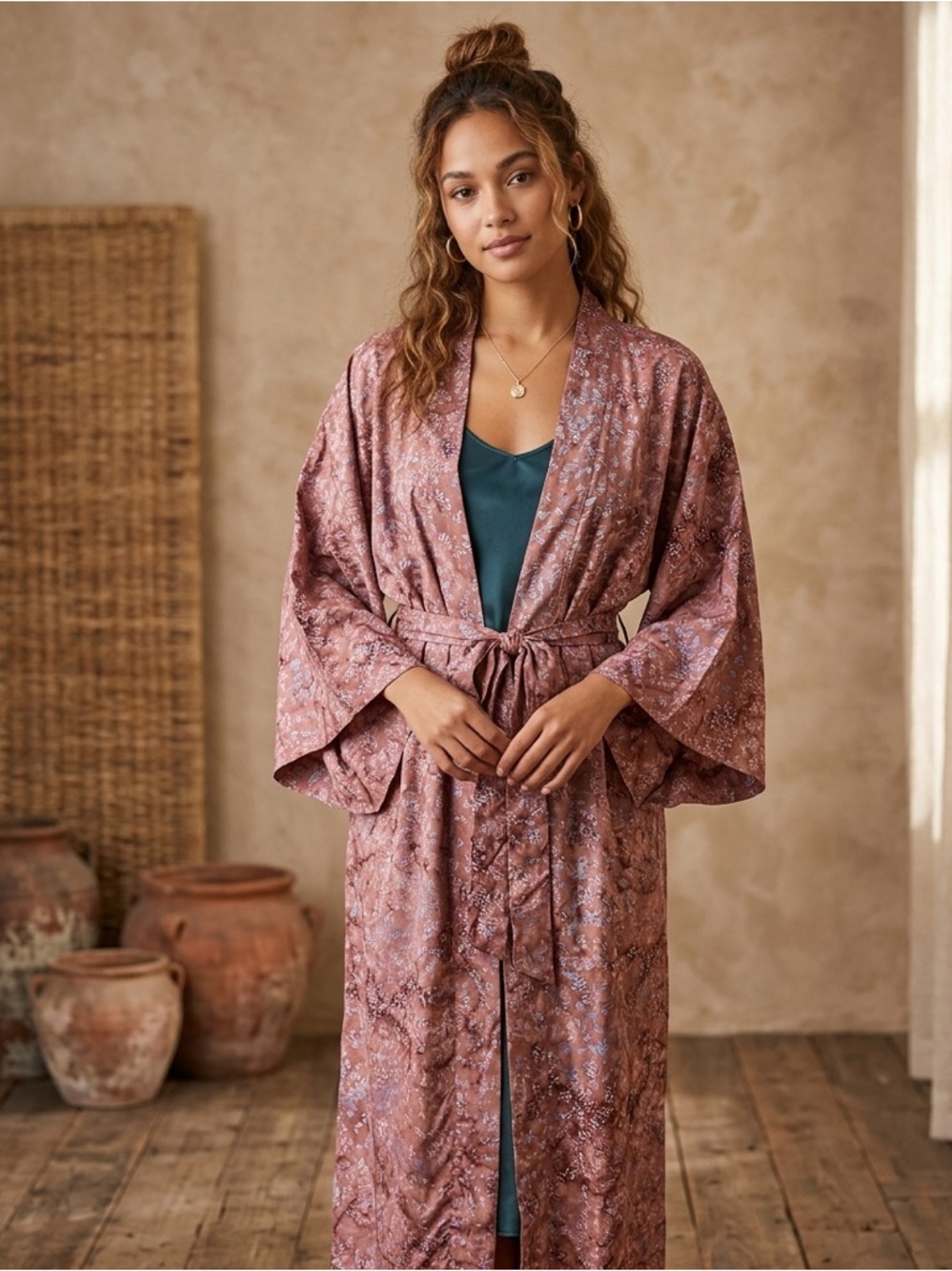 Novica Vintage-Inspired Artisanal Batik Kimono Robe